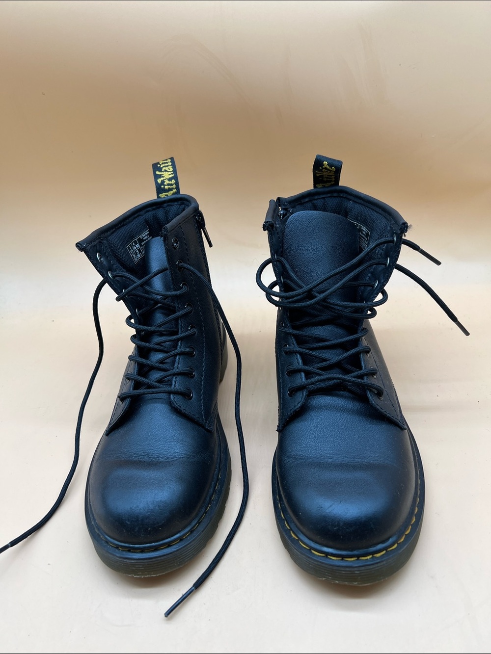 Dr. Martens 1460 J Leather Mid Lace-Up Black Boots girl Sz 5 boys 4 Zipper